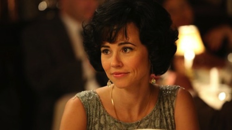 emmyreact_cardellini