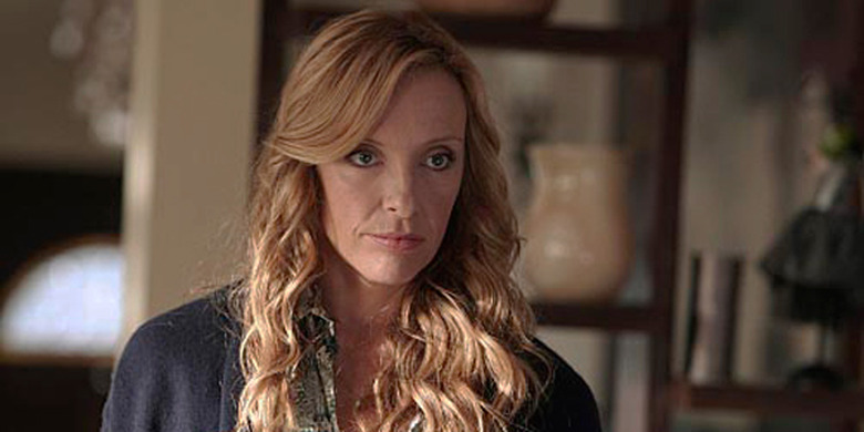 Emmys_2011_TCollette_600