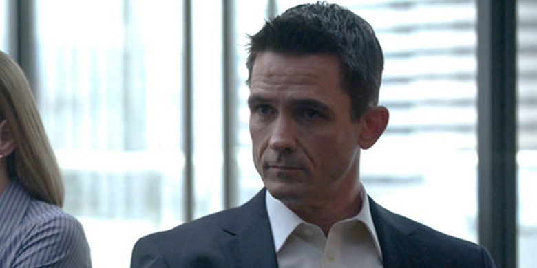 Emmys2011_SuppDramaActor_BCampbell_600