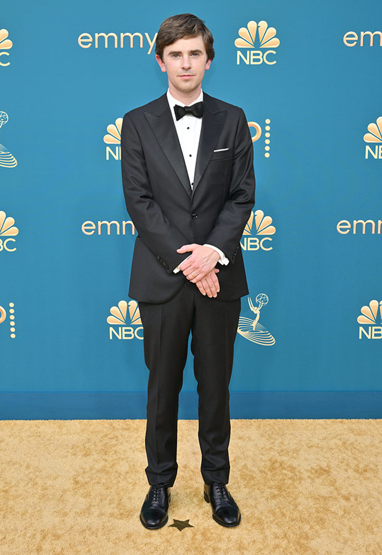 Emmys 2022 Red Carpet Photos