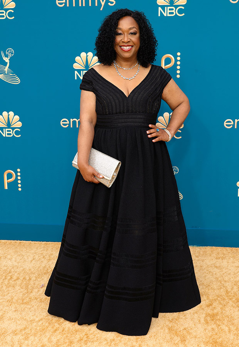 Emmys 2022 Red Carpet Photos
