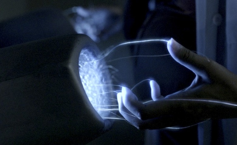 22727_fallingskies_301_tentaclesupturned_R