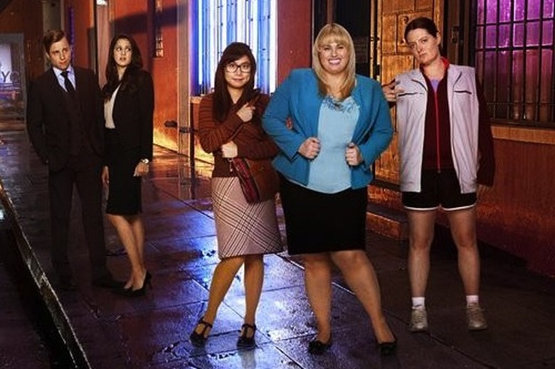 KEVIN BISHOP, KELEN COLEMAN, LIZA LAPIRA, REBEL WILSON, LAUREN ASH