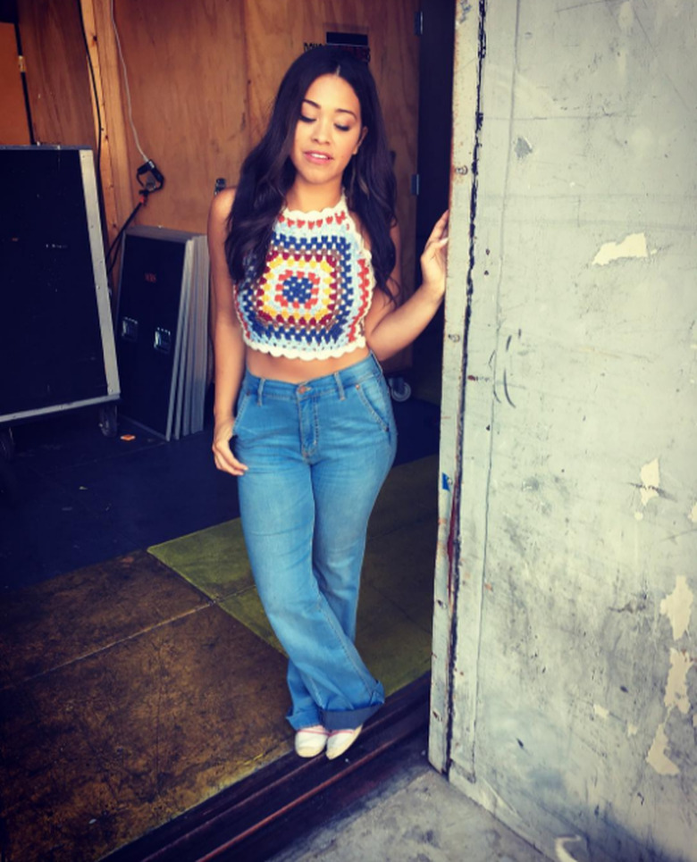 jane-the-virgin-gina-rodriguez-1-back-to-work