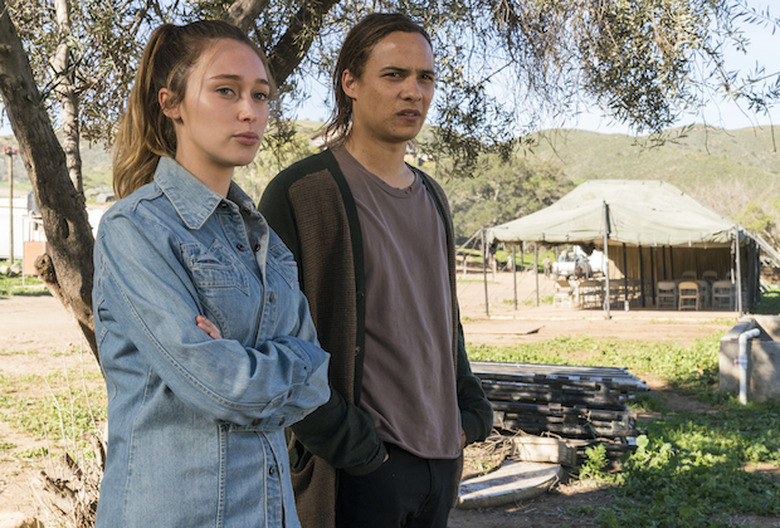 fear the walking dead season 3 photos