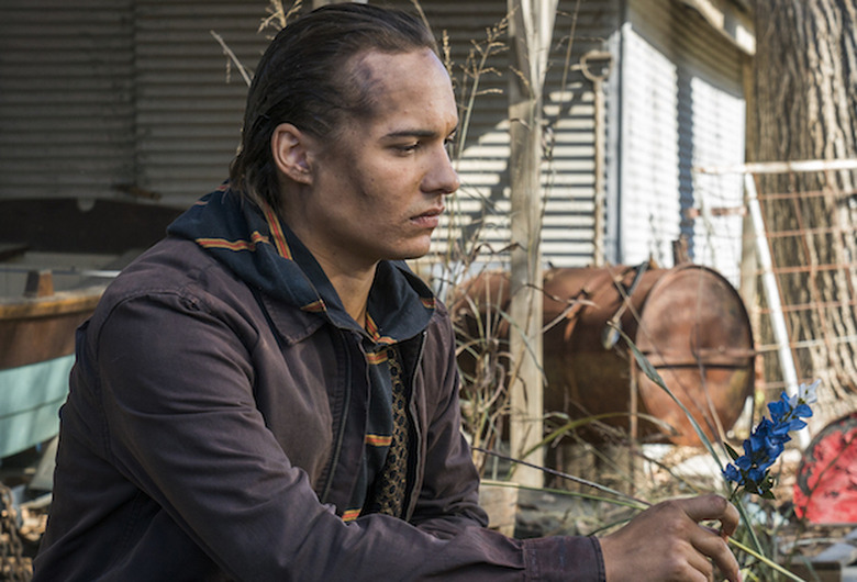 fear the walking dead season 4 photos