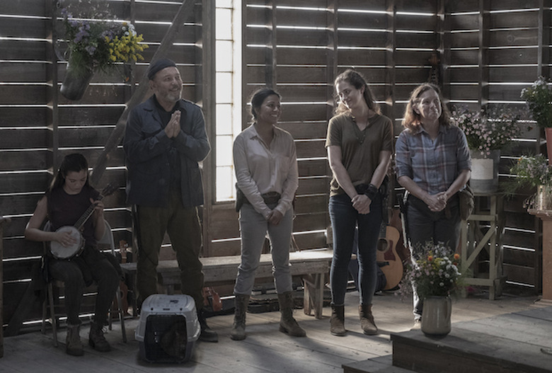 fear the walking dead season 5 photos