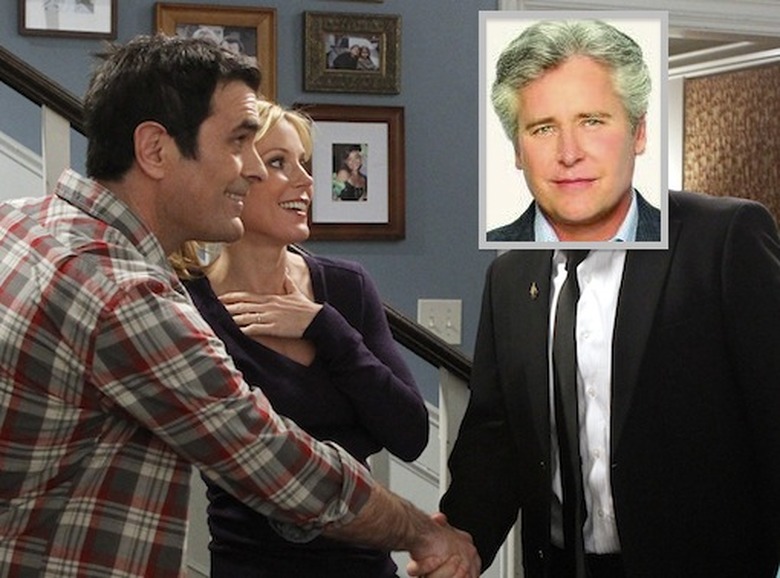 MODERN FAMILY/Knight