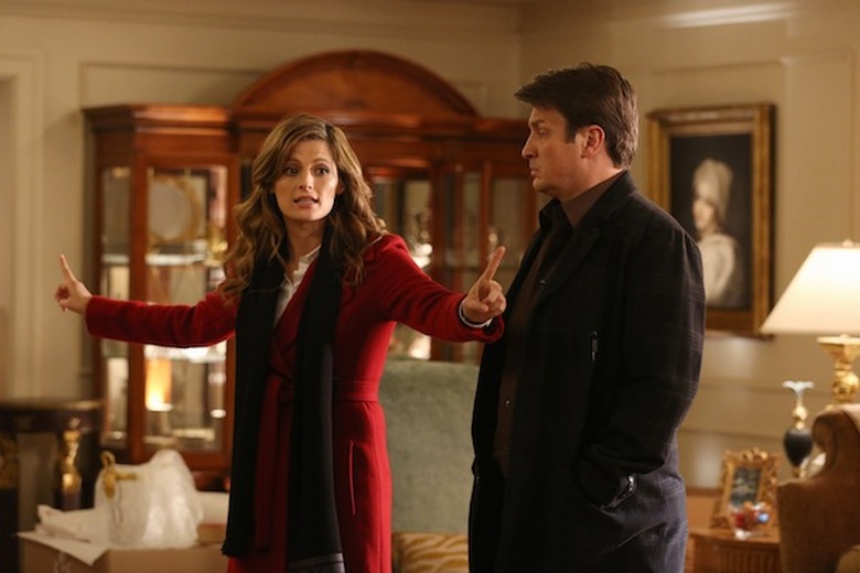 STANA KATIC, NATHAN FILLION