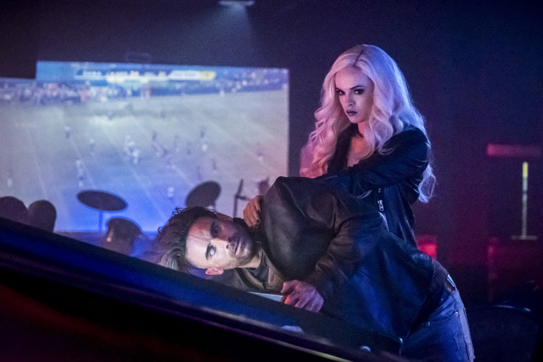 The Flash Season 4 Photos