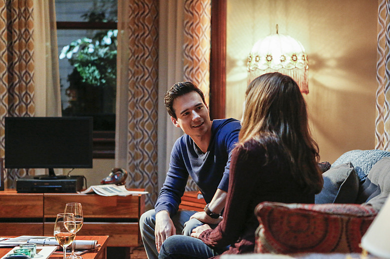 frequency-season-1-photos-2