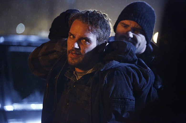 frequency-season-1-photos-7