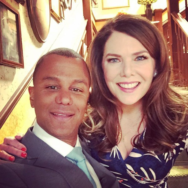 gilmore-girls-revival-lorelai-michel