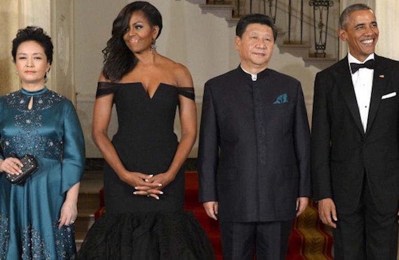 gilmore-girls-revival-sookie-white-house