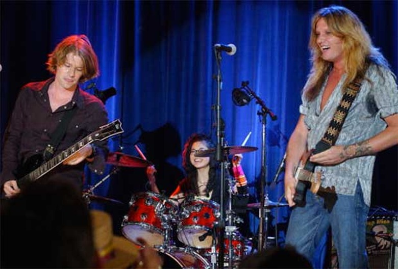 gilmore-girls-revival-hep-alien-reunion