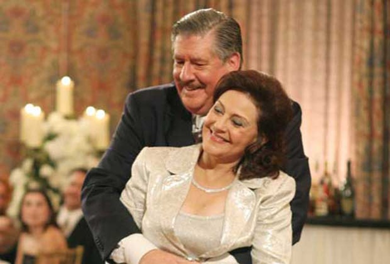 gilmore-girls-revival-emily-widow