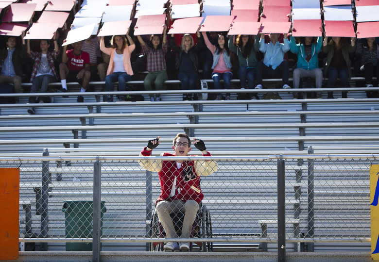 1GLEE_Ep602-Sc32_0434_f_hires2