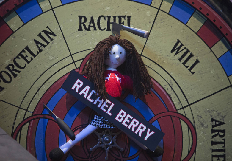 604GLEE_Ep604-Sc3_0059_f_hires1