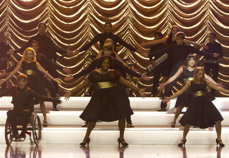 408GLEE_Ep408-Sc33_008