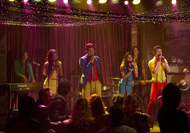 1-Glee-Puppet-Master-Pamela-Lansbury-Adam-Lambert