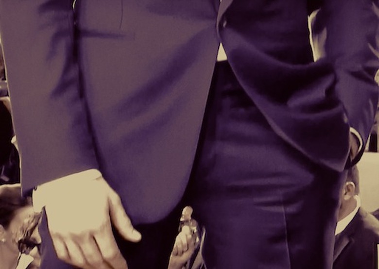 Golden-Globes-Red-Carpet-matt-bomer