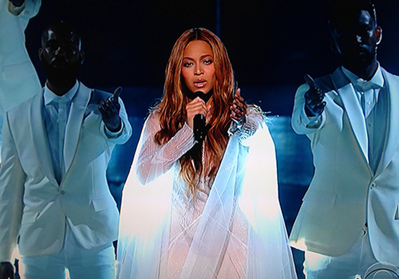 grammy-award-show-beyonce
