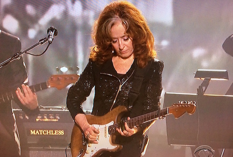 grammys-best-worst-bonnie-raitt