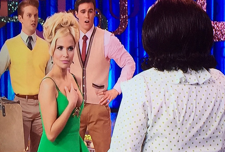 hairspray-live-miss-baltimore-crabs