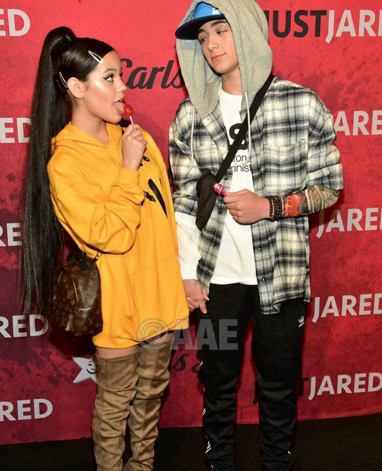 halloween costumes jenna ortega jane the virgin