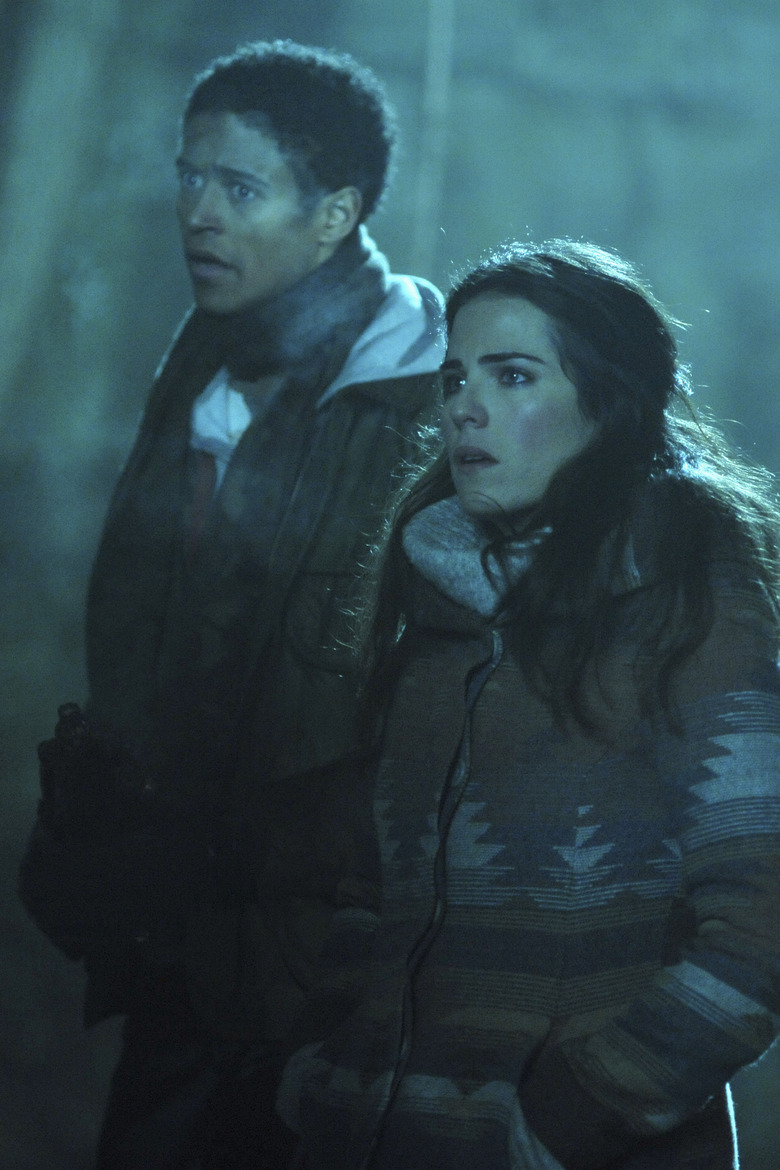 ALFRED ENOCH, KARLA SOUZA