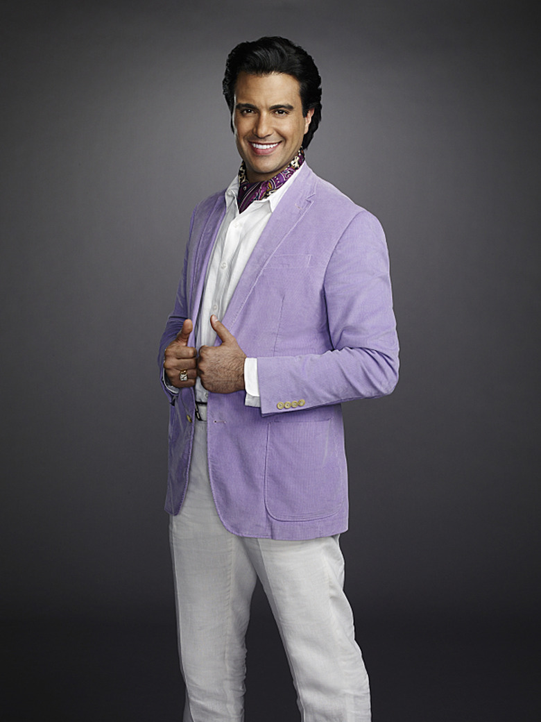 jane-the-virgin-cast-photos (6)