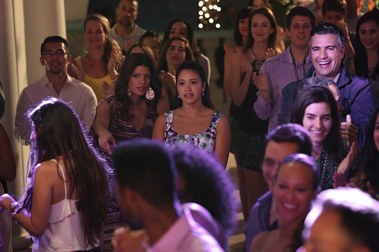 jane-the-virgin-season-1-photos (13)