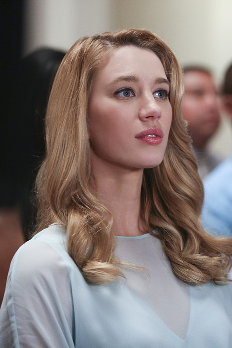 jane-the-virgin-season-2-photos (4)