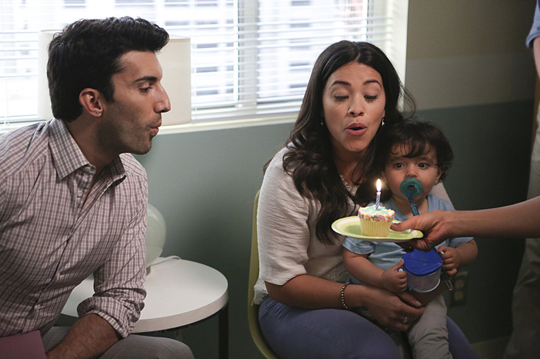 jane-the-virgin-season-2-photos (8)