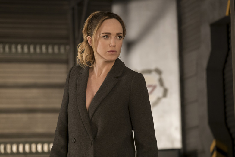 legends-of-tomorrow-season-3-photos (5)