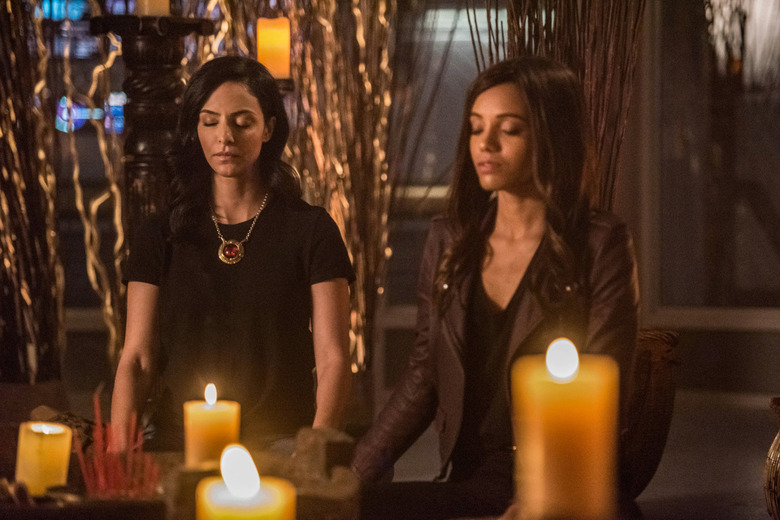 Legends of Tomorrow Season 3 Photos