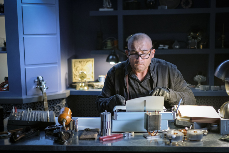 Legends of Tomorrow Season 3 Photos