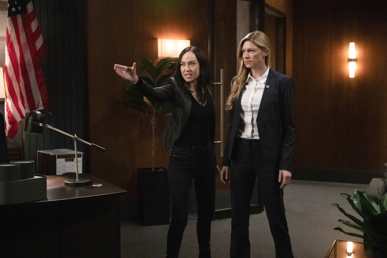 Legends of Tomorrow Season 4 Photos
