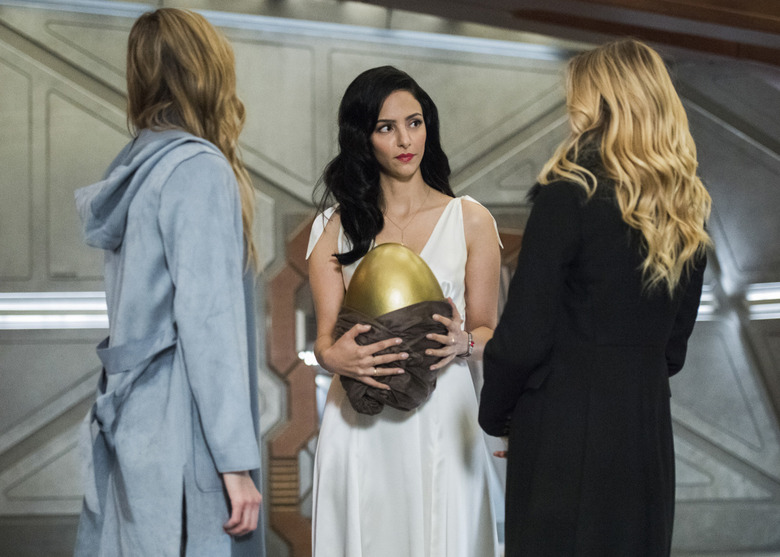 Legends of Tomorrow Season 4 Photos