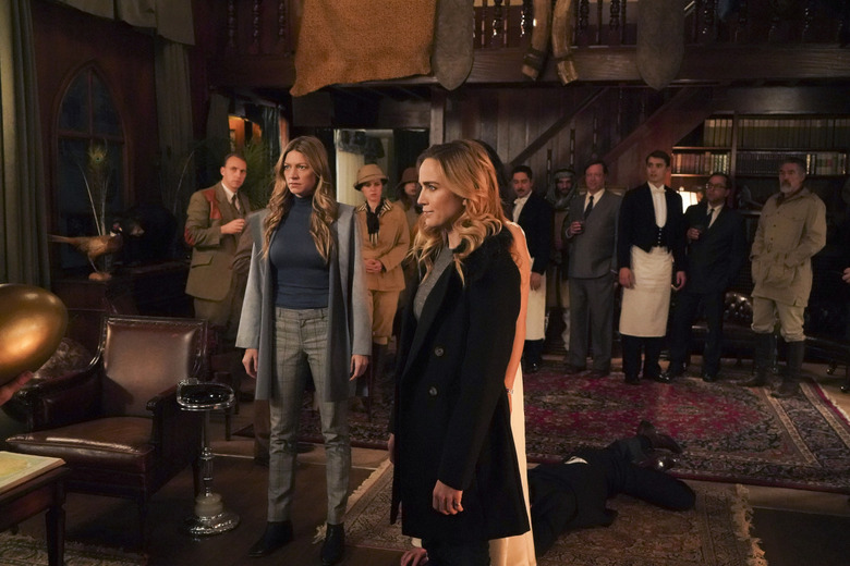 Legends of Tomorrow Season 4 Photos