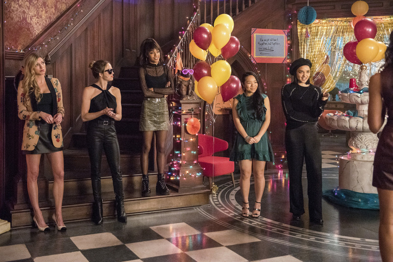 Legends of Tomorrow Season 5 Photos