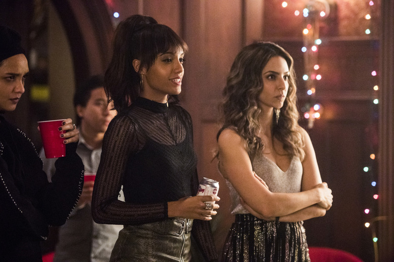 Legends of Tomorrow Season 5 Photos