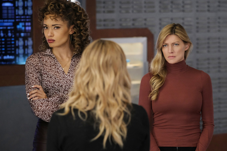 Legends of Tomorrow Season 6 Photos