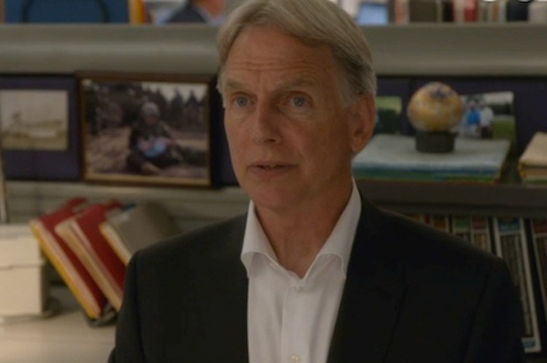 ncis-gibbs-pen-stuck-in-hand-quote