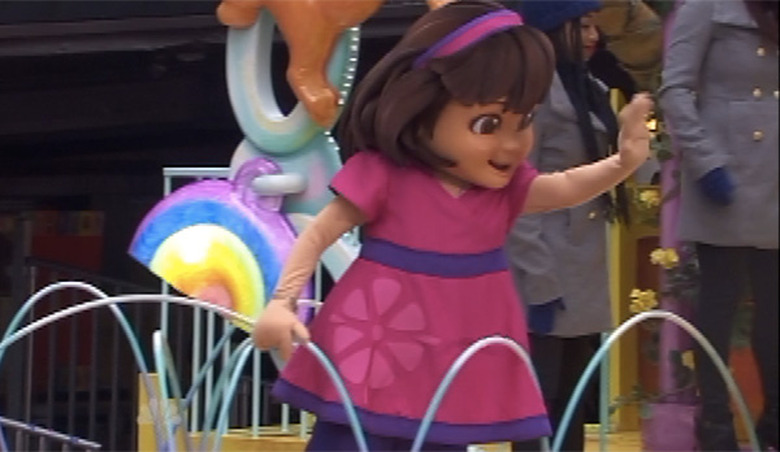 macys-parade-dora