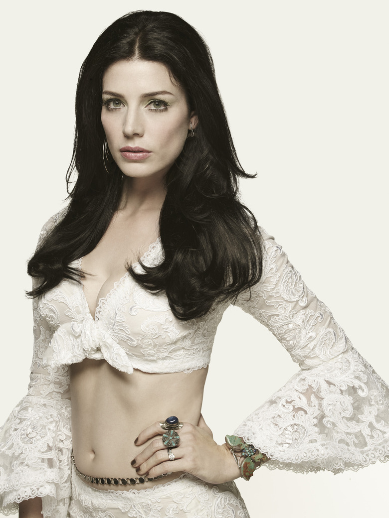 ab720749-e75c-c5b3-9d09-7c1f22051aa1_AMC_MM__Megan-Seamless_1104_V2