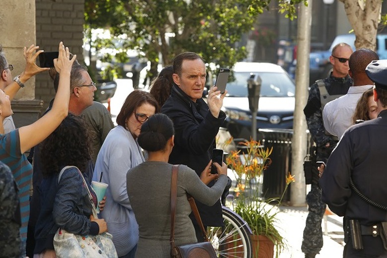CLARK GREGG