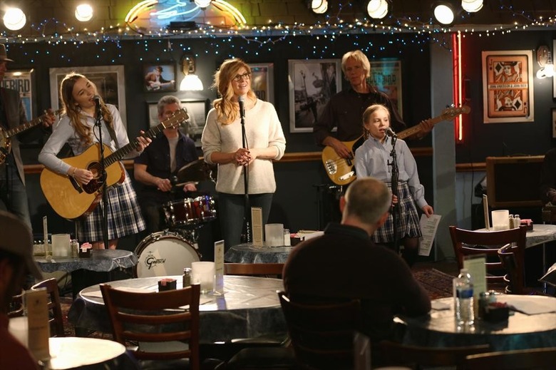 LENNON STELLA, CONNIE BRITTON, MAISY STELLA
