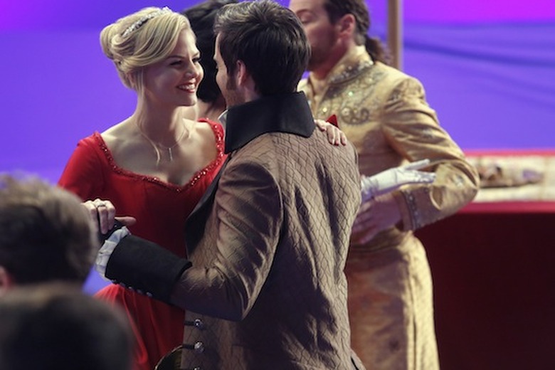 JENNIFER MORRISON, COLIN O'DONOGHUE