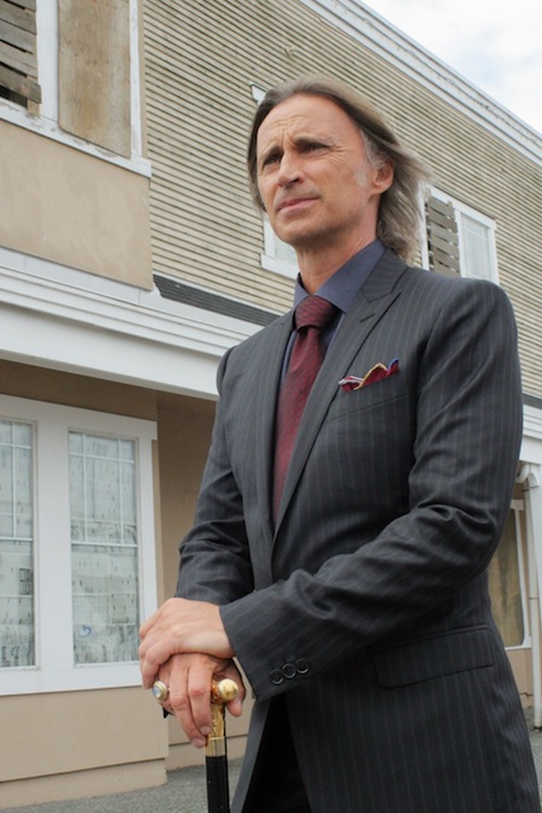 ROBERT CARLYLE